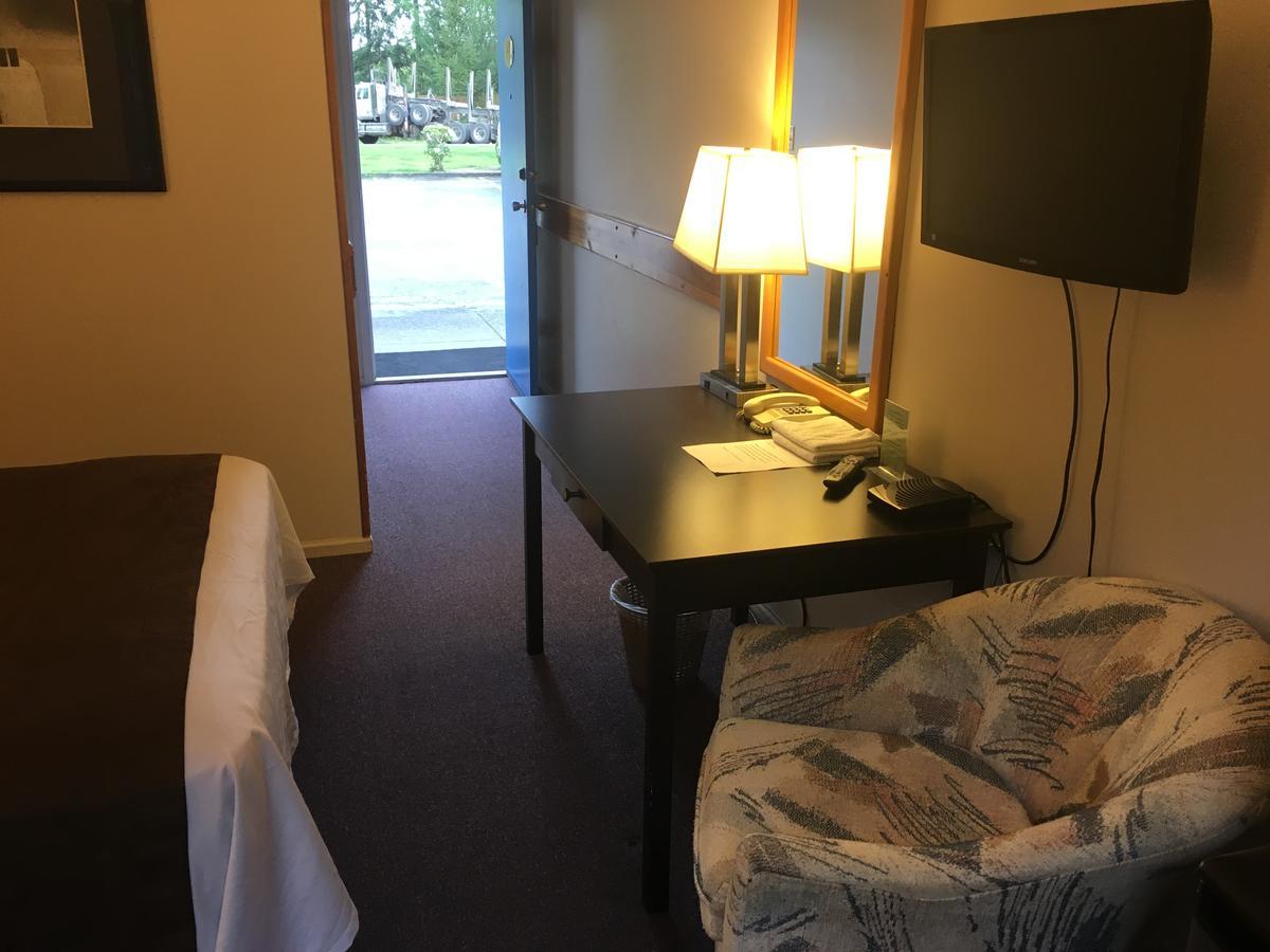 Fuller Lake Chemainus Motel Exterior foto